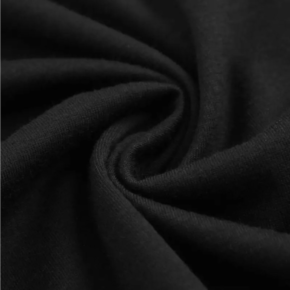 Black Sleeveless Top with Purple Print - Picture 4 of 6